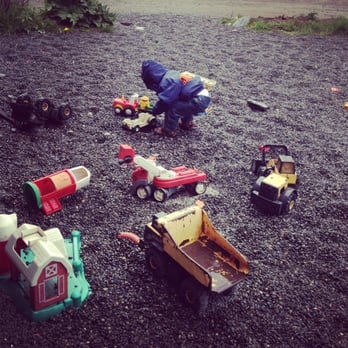 Two Sisters Bakery - Yes it's raining but that won't stop - Bakeries Near Me - Homer, Alaska