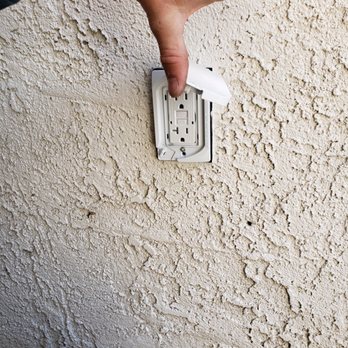 24/7 Electric - Updated outlet exterior wall - Electricians Near Me - Claremont, California 24/7 Electric - Updated outlet exterior wall - Electricians Near Me - Claremont, California