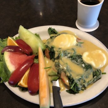Kristina's Restaurant - Florentine Benedict - Diners Near Me - Eureka, California