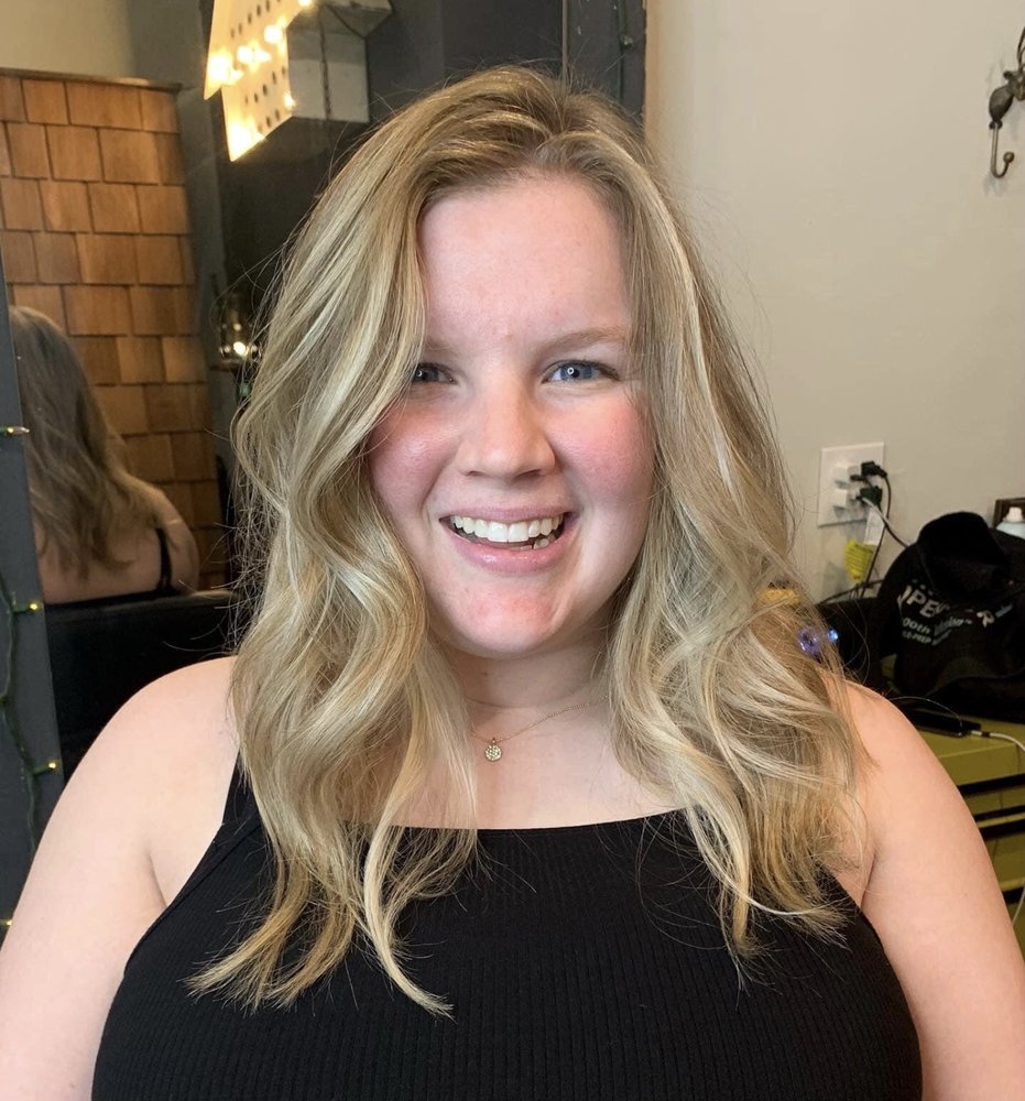 CREATIVE TOUCH SALON Updated September 2024 17 Photos 301 Center