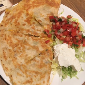 Bear Branch Tavern - Quesadilla appetizer - New American Near Me - Vienna, Virginia