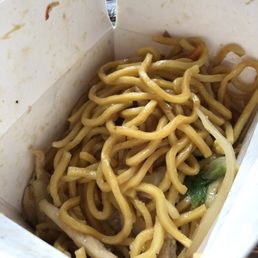 Chicken Lo Mein