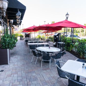 Rio Mambo - tables and chairs outside a restaurant - Tex-Mex Near Me - Burleson, Texas