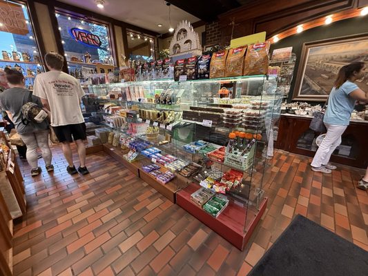 Schmidt's Fudge Haus by null