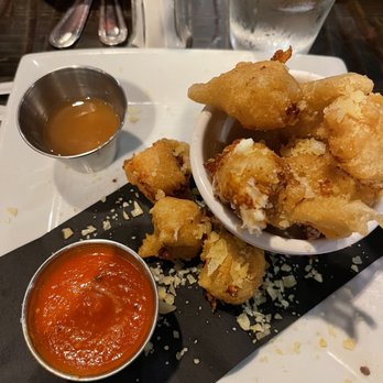 The Hive Bar & Grill - Fried Cheese Curds - American Near Me - Wildomar, California The Hive Bar & Grill - Fried Cheese Curds - American Near Me - Wildomar, California