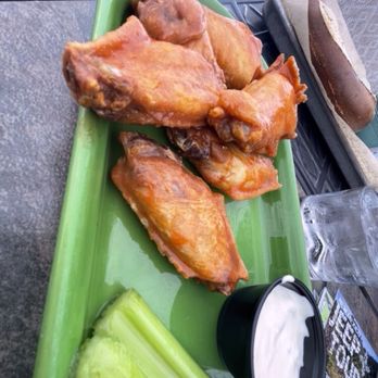 Rio Grande Lounge - Buffalo wings - Lounges Near Me - Bernalillo, New Mexico