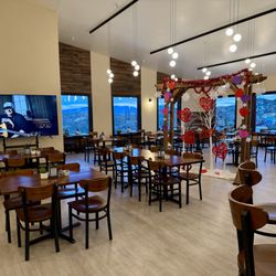 Silverland Bistro & Bar