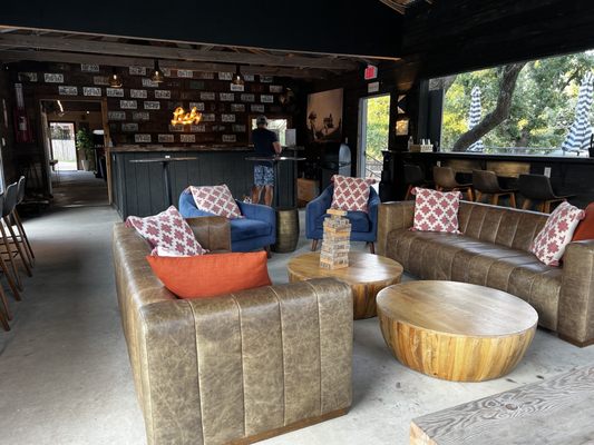 Lucky Arrow Retreat - Glamping Capital of Texas, USA ® Event Venue by null