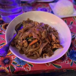 Kai Yang - Chicken Pad Kee-Mow
