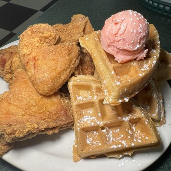 Metro Diner - Fried Chicken & Waffles - American Near Me - Birmingham, Alabama