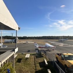 Hangar B Eatery