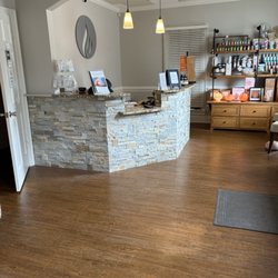 Lake Norman Salt Spa - Reception desk