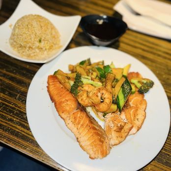 Sakura - Salmon Hibachi - Sushi Bars Near Me - Pearland, Texas Sakura - Salmon Hibachi - Sushi Bars Near Me - Pearland, Texas