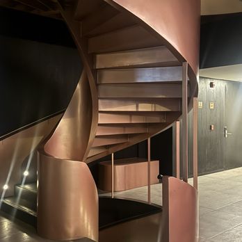 Volga - Staircase - Hotels Near Me - México, D.F., DIF