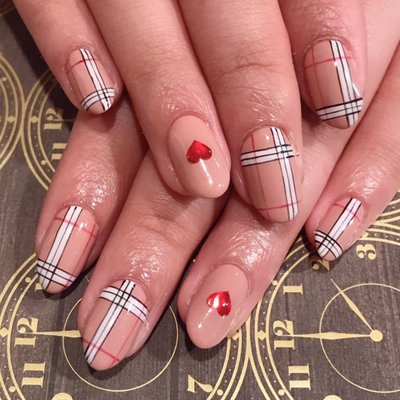 M&M studio nyc Nails and Eyelashes by null