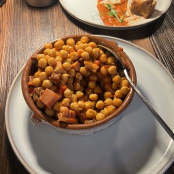 Habanos Tapas & Bar - Garbanzos Fritos - Tapas/Small Plates Near Me - Islamorada, Florida