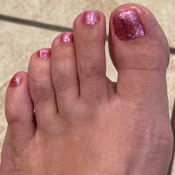 Le's Exotic Nailz & Spa - Left foot, pedicure - Nail Salons Near Me - Tucson, Arizona