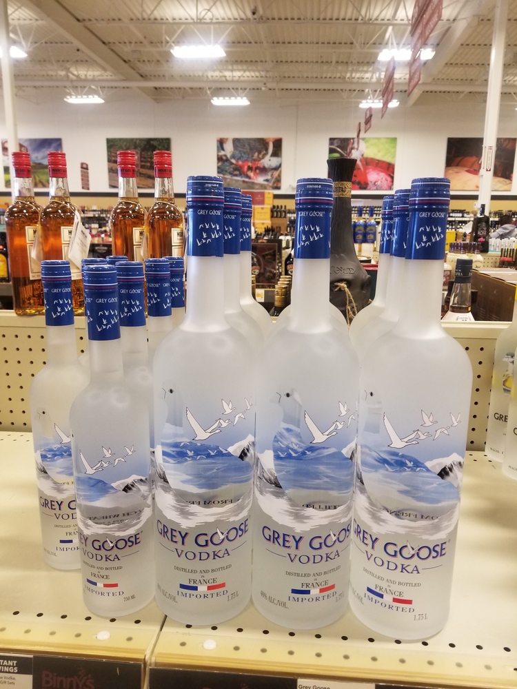 BINNY’S BEVERAGE DEPOT Updated August 2024 40 Photos & 24 Reviews 1150 W Ogden Ave