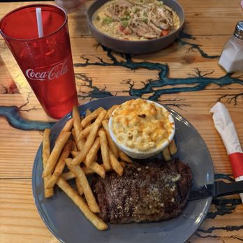 Melt - 10oz sirloin with baked mac and cheese and french fries - Pizza Near Me - Myrtle Beach, South Carolina
