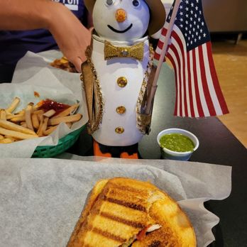Pub32 - Grilled cheese provolone red pepper - Pubs Near Me - Lincoln, New Hampshire