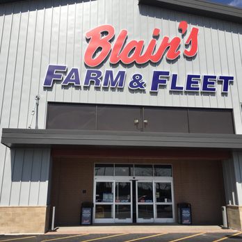 BLAIN'S FARM & FLEET - Elgin, IL - Farming Equipment Near Me - Elgin, Illinois