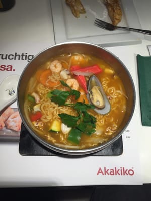 Akakiko | Sushi & Asian Fusion by null