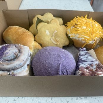 San & Wolves Bakeshop - Ube Bun, Ube Ensaymada, Cheesy Ensaymada, Spanish Bread, Pan De Coco, Bibingka and Ube Macapuno Cake - Filipino Near Me - Long Beach, California San & Wolves Bakeshop - Ube Bun, Ube Ensaymada, Cheesy Ensaymada, Spanish Bread, Pan De Coco, Bibingka and Ube Macapuno Cake - Filipino Near Me - Long Beach, California