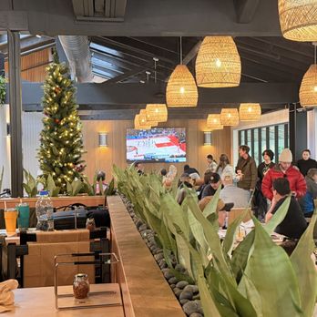 Fieldwork - Main dining area. - Breweries Near Me - Santa Rosa, California
