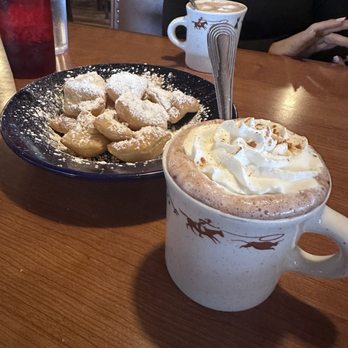 Mustang River Grill - Delicious doughnuts and hot chocolate. - Cocktail Bars Near Me - Parks, Arizona Mustang River Grill - Delicious doughnuts and hot chocolate. - Cocktail Bars Near Me - Parks, Arizona