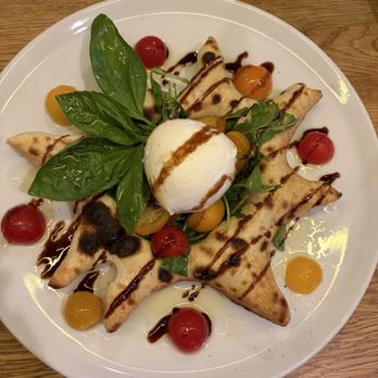 Pastarazzi - Appetizer with tomatoes, bread, buffalo mozzarella - Italian Near Me - Luzern, LU