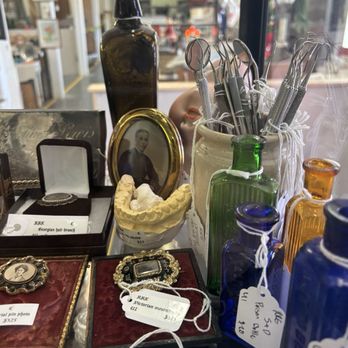 Stillwater Antiques - Antiques Near Me - Greenville, Rhode Island