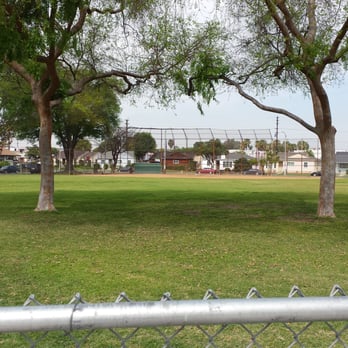 Biscailuz Park - Parks Near Me - Lakewood, California Biscailuz Park - Parks Near Me - Lakewood, California