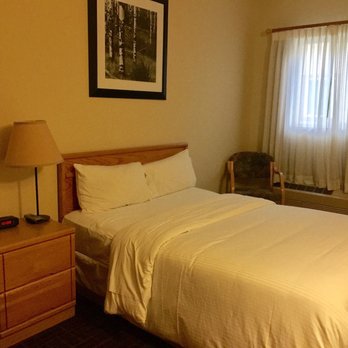 Banff Inn - My room - Hotels Near Me - Banff, Alberta