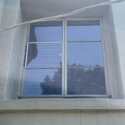 Look at the left of the left mid panel that they damaged, said they would repair by owners and then refuses to call us back Look at the left of the left mid panel that they damaged, said they would repair by owners and then refuses to call us back