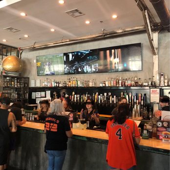 Pitch 25 Beer Park - Other side of the indoor bar - Beer Gardens Near Me - Houston, Texas Pitch 25 Beer Park - Other side of the indoor bar - Beer Gardens Near Me - Houston, Texas