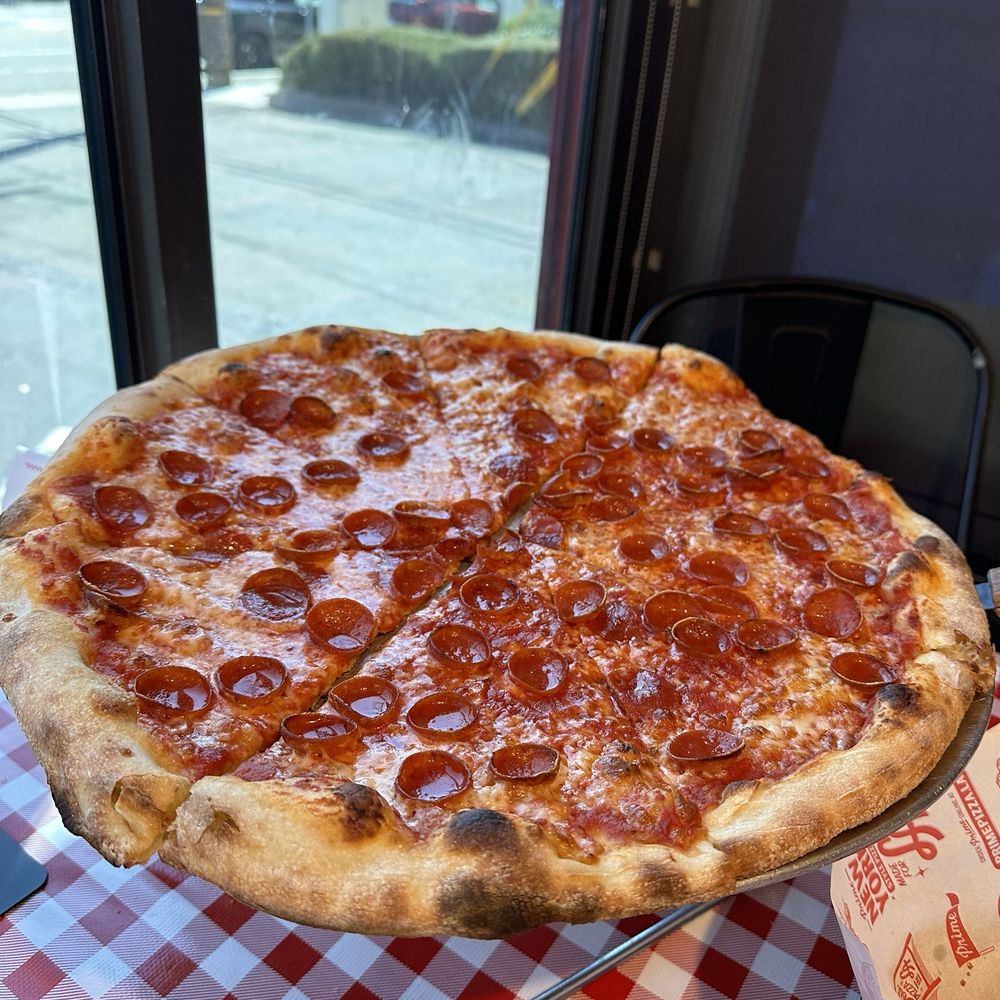 Prime Pizza - Pepperoni Pie - Pizza Near Me - Burbank, California Prime Pizza - Pepperoni Pie - Pizza Near Me - Burbank, California