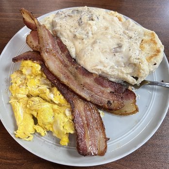 Sunny Side Up Cafe - Trail Boss. Solid Biscuts and gravy. - Breakfast & Brunch Near Me - New Berlin, Wisconsin Sunny Side Up Cafe - Trail Boss. Solid Biscuts and gravy. - Breakfast & Brunch Near Me - New Berlin, Wisconsin