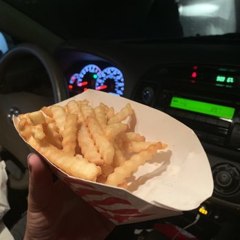 Al's Hum Dinger - I think they forgot to put the rest of my fries in the tray - Burgers Near Me - Hoquiam, Washington Al's Hum Dinger - I think they forgot to put the rest of my fries in the tray - Burgers Near Me - Hoquiam, Washington