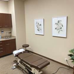 DuPage Health and Physical Therapy SC - One of DuPage Health and Physical Therapy's treatment and exam rooms.
