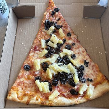 Mario's Pizza - Pineapple and Olive pizza - Pizza Near Me - Greensboro, North Carolina Mario's Pizza - Pineapple and Olive pizza - Pizza Near Me - Greensboro, North Carolina