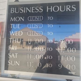 Maxwell Inn - Hours July 2025 - Bars Near Me - Maxwell, California