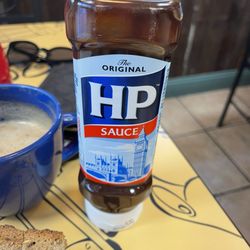 Simon's Coffee House - HP sauce