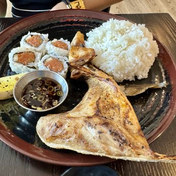 Fish On Rice - Sushi Bars Near Me - Los Angeles, California Fish On Rice - Sushi Bars Near Me - Los Angeles, California