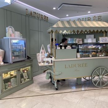 Galeries Lafayette - Laduree - Department Stores Near Me - Nice, 06