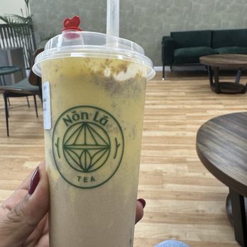 Nón Lá Tea - A8. Caramel Biscoff Custard Milk Tea - Coffee & Tea Near Me - Homewood, Alabama Nón Lá Tea - A8. Caramel Biscoff Custard Milk Tea - Coffee & Tea Near Me - Homewood, Alabama