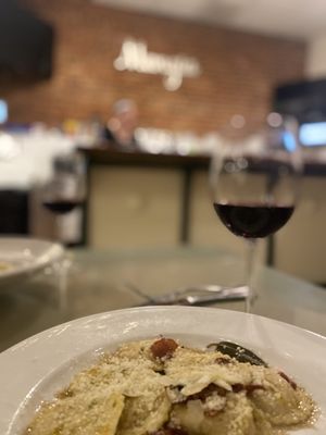 Mangia - Eat on Main by null