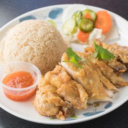 Fried Hainan Chicken / 炸海南鸡饭