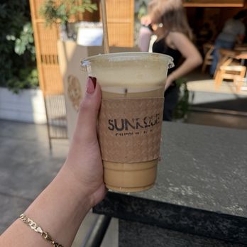 Sunrose California Eatery - Vanilla oat latte iced - New American Near Me - Agoura Hills, California Sunrose California Eatery - Vanilla oat latte iced - New American Near Me - Agoura Hills, California