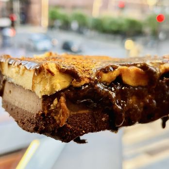 Ingrained - Cookie butter caramel brownie bar - Vegan Near Me - Chicago, Illinois
