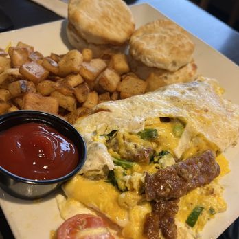 Bourbon Library - 3 egg omelette with veggie and sausage was perfect per husband - Bars Near Me - Lexington, Kentucky